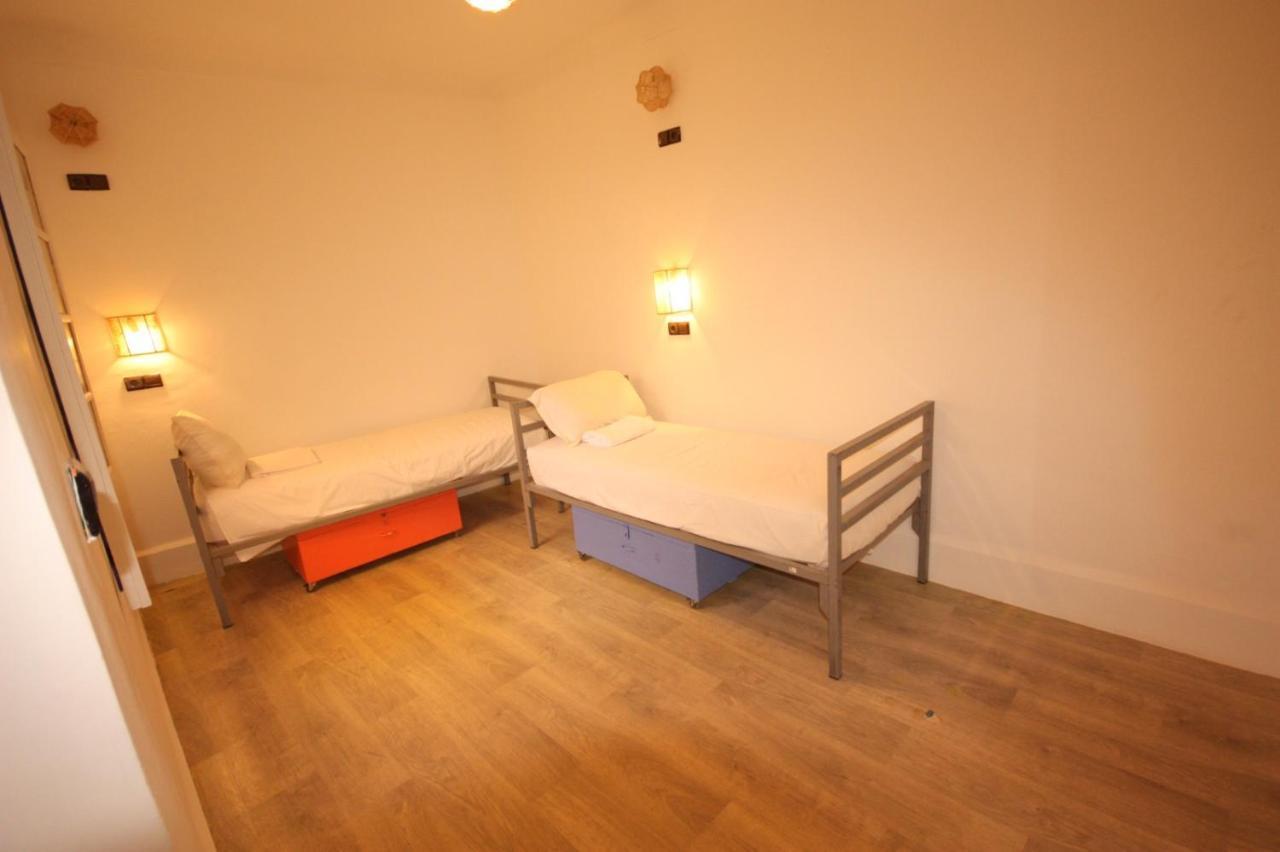 El Boussouni Hostel Marrakesh Bagian luar foto